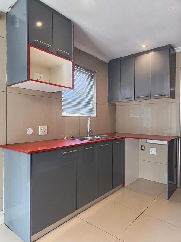 2 Bedroom Property for Sale in Protea Village Western Cape